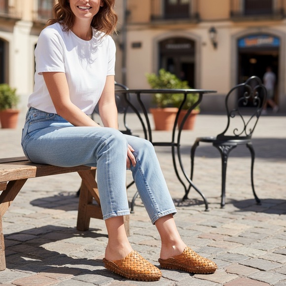 Mohinders Elegant Handwoven Leather Mule Slide Slip - Picture 4 of 10